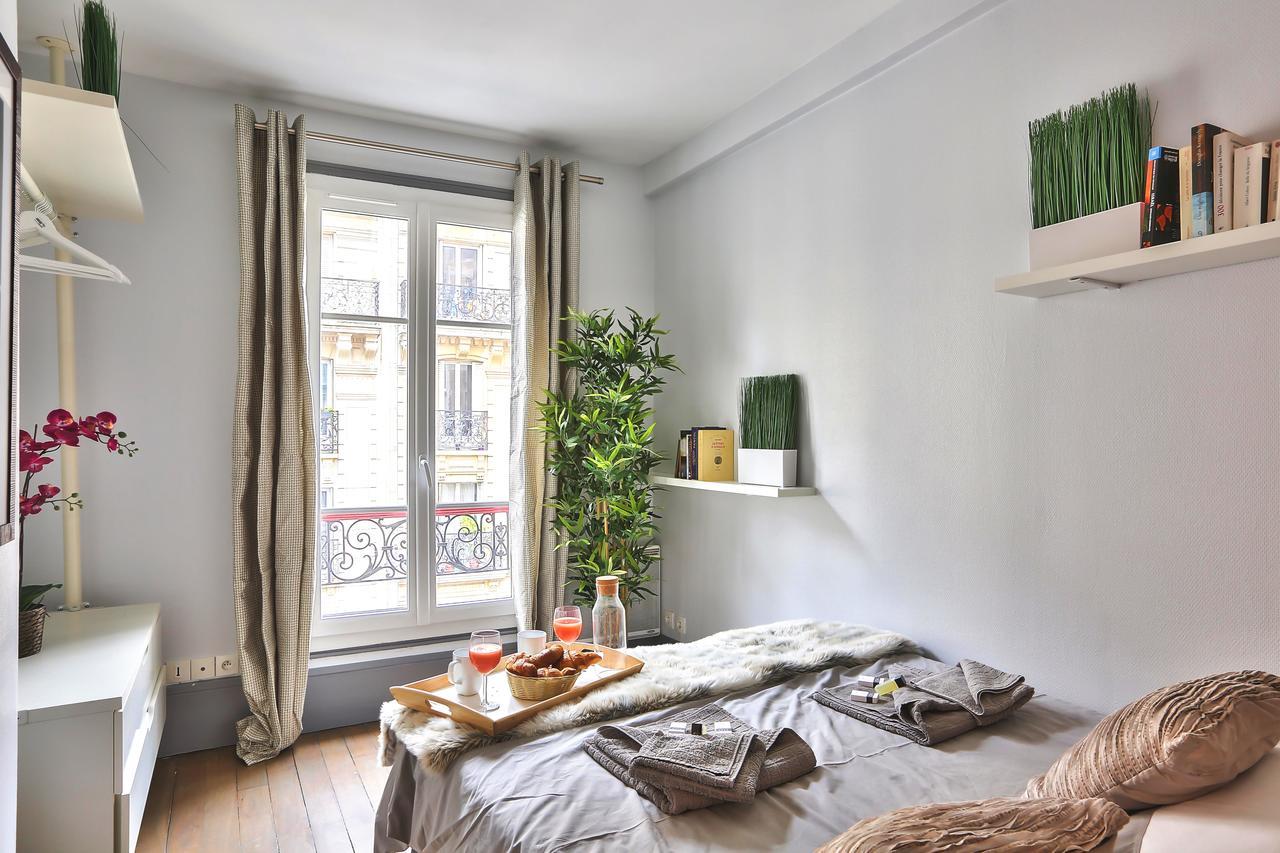 Apartment Eiffel Tower Paris