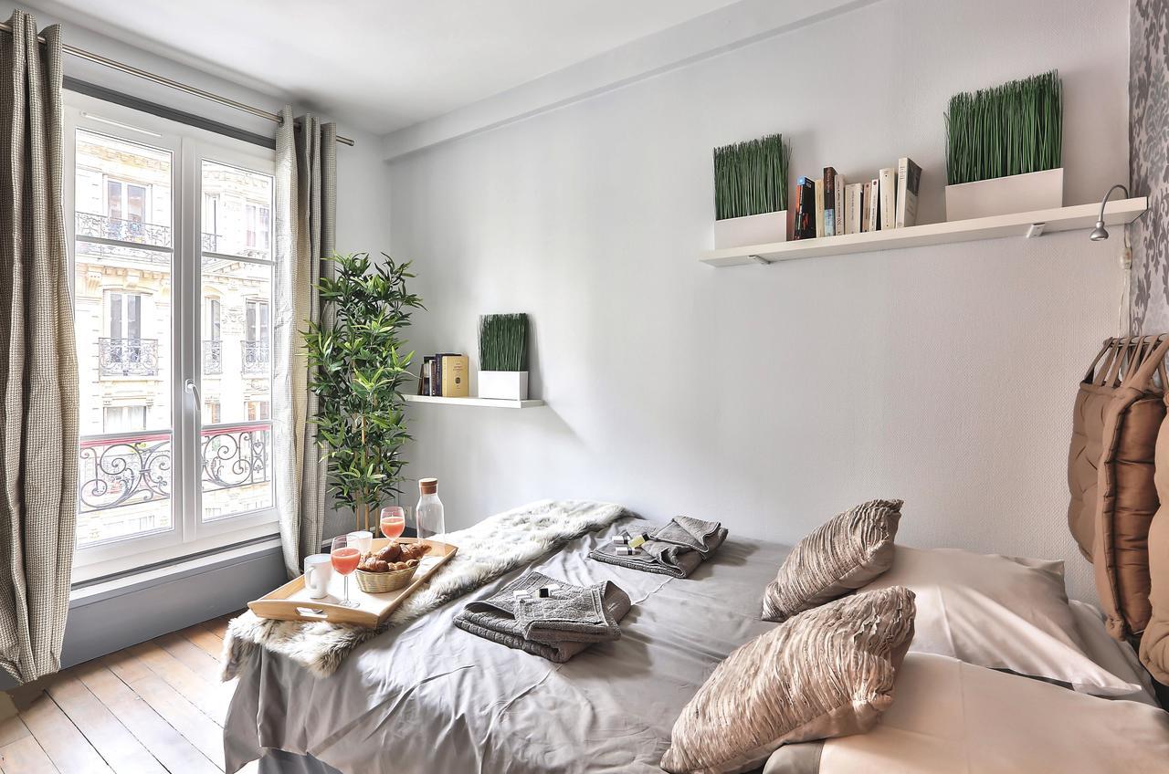 Apartment Eiffel Tower Paris